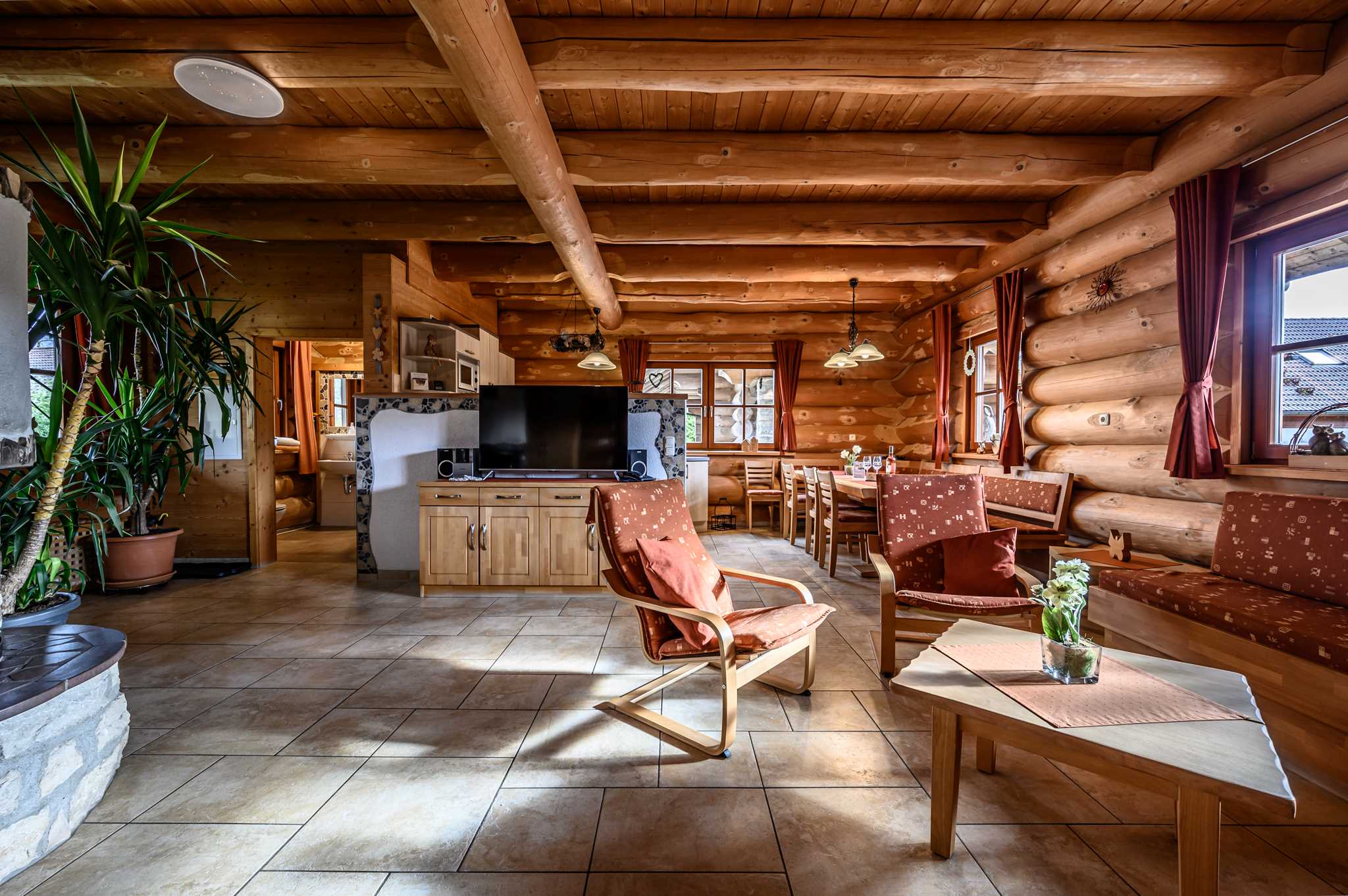 Wohnbereich im 5 Sterne-Ferienhaus Abendrot in der Fränkischen Schweiz