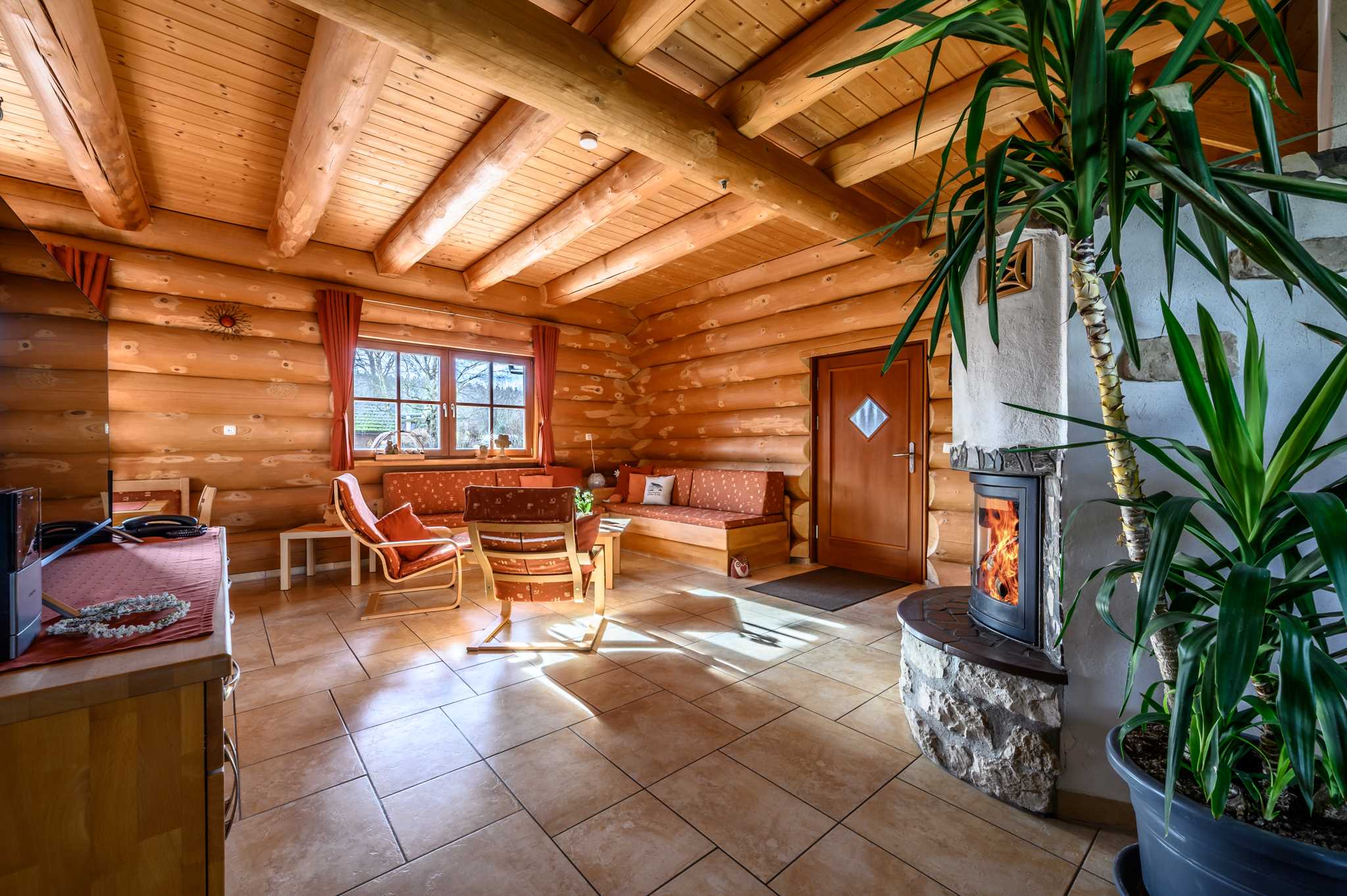 Wohnbereich im 5 Sterne-Ferienhaus Abendrot in der Fränkischen Schweiz