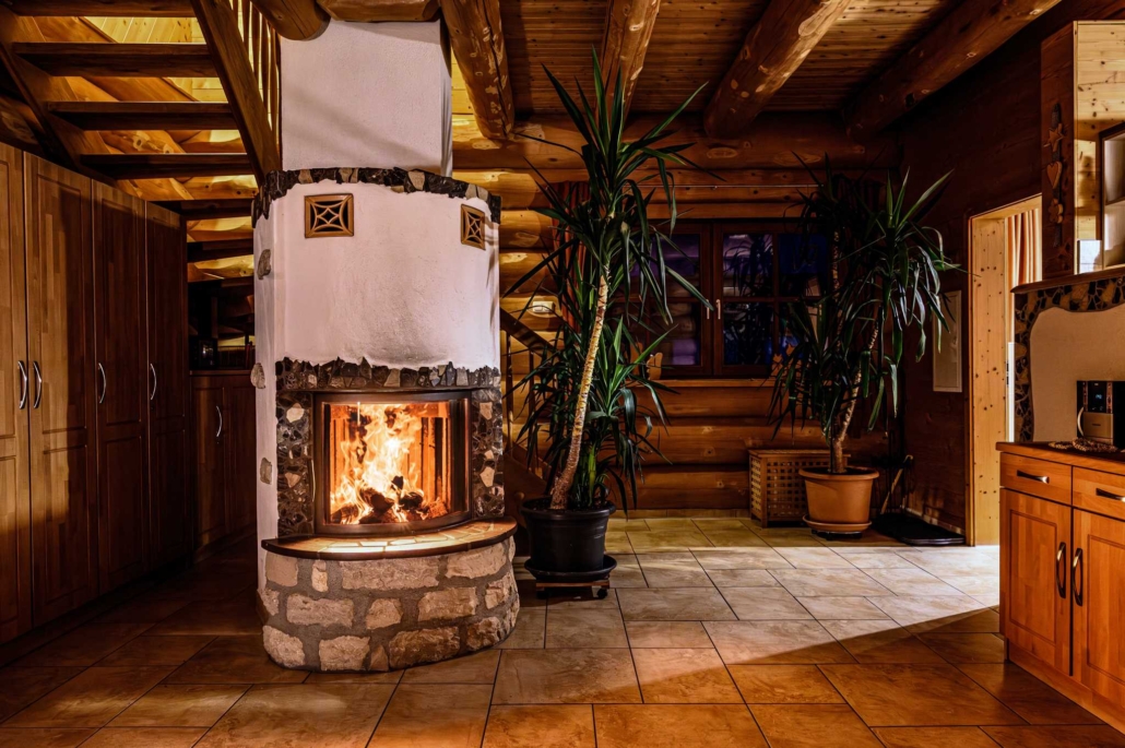 Kamin im 5 Sterne-Ferienhaus Abendrot in der Fränkischen Schweiz