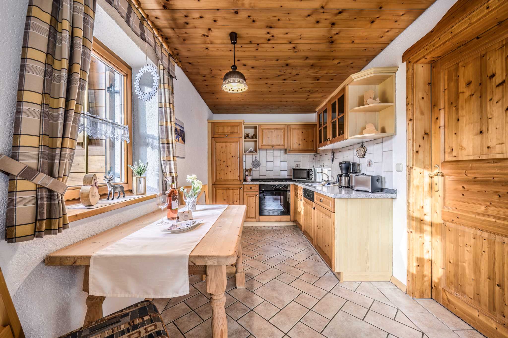 Küche Ferienwohnung Kuni im Blockhäuserl am Wald